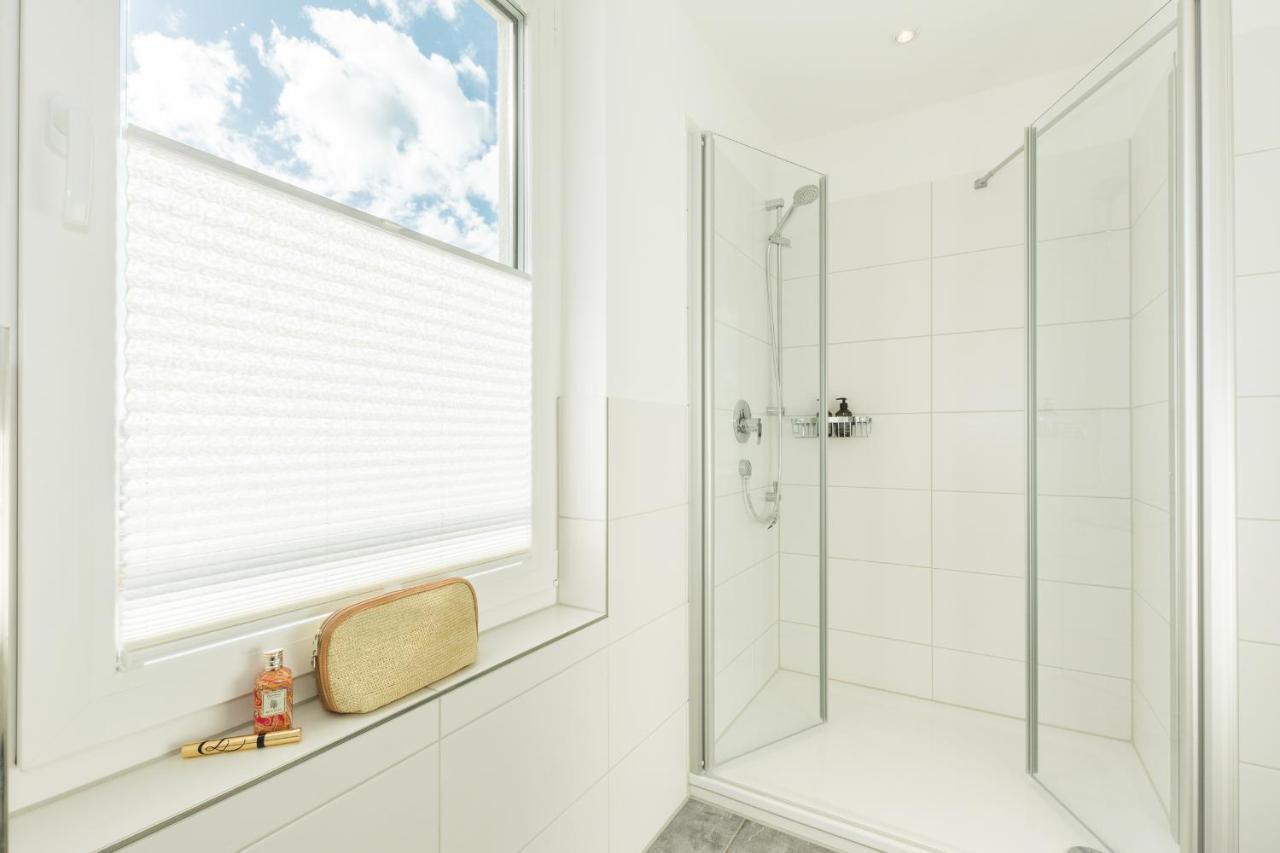 Ferienhaus-See-Sauna-Kamin-Hund Mit E-Ladestation Krakow am See Exteriör bild