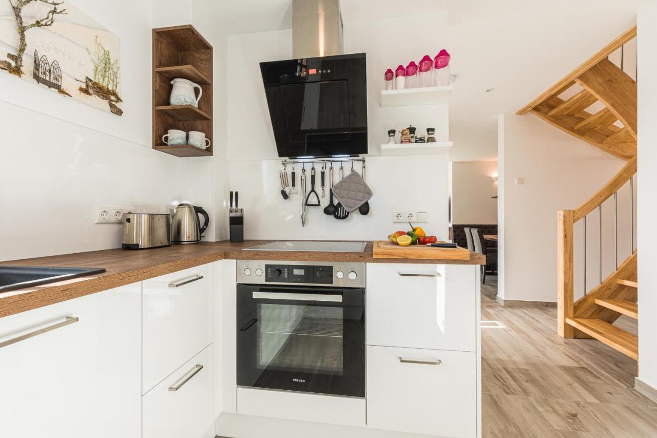 Ferienhaus-See-Sauna-Kamin-Hund Mit E-Ladestation Krakow am See Exteriör bild