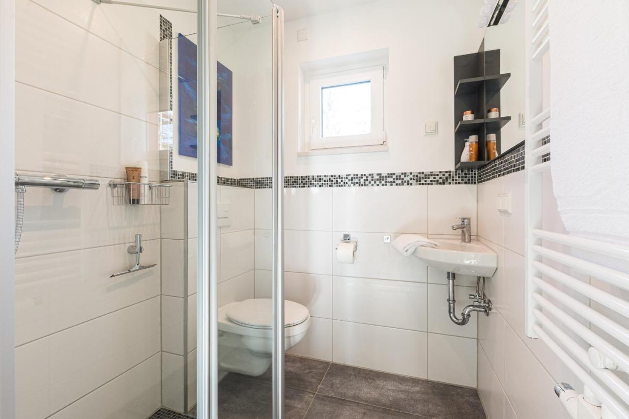 Ferienhaus-See-Sauna-Kamin-Hund Mit E-Ladestation Krakow am See Exteriör bild