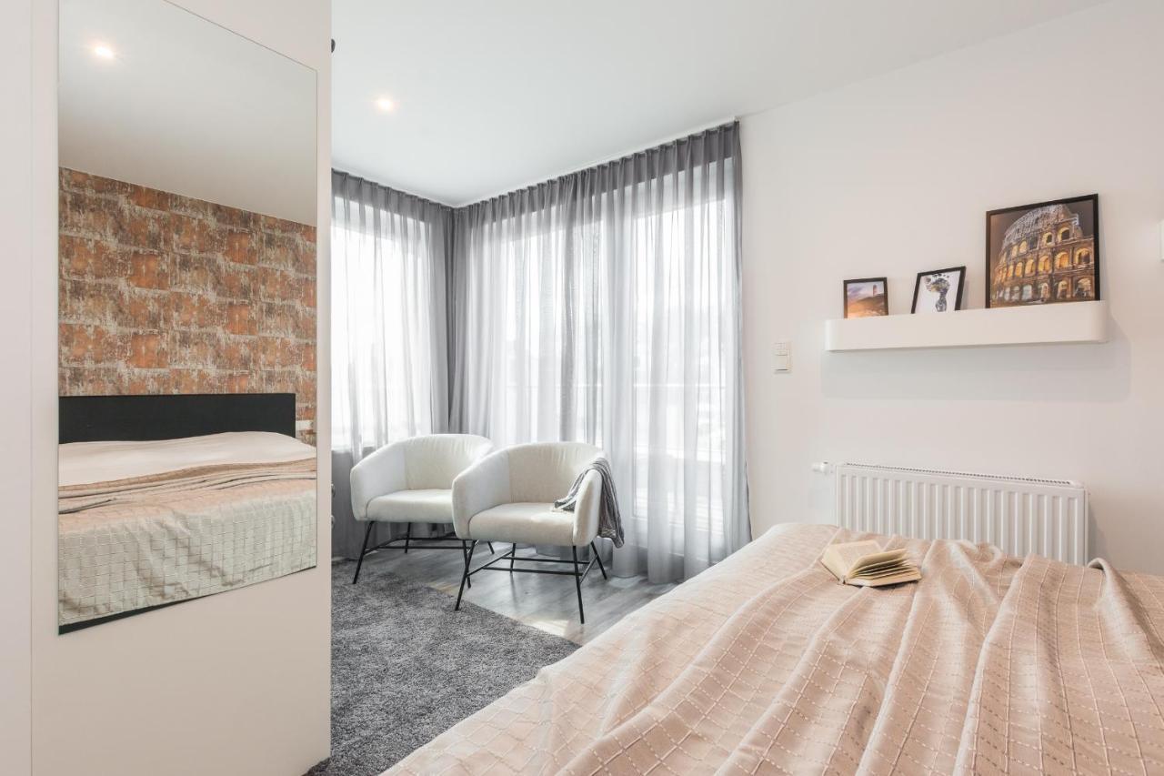 Ferienhaus-See-Sauna-Kamin-Hund Mit E-Ladestation Krakow am See Exteriör bild