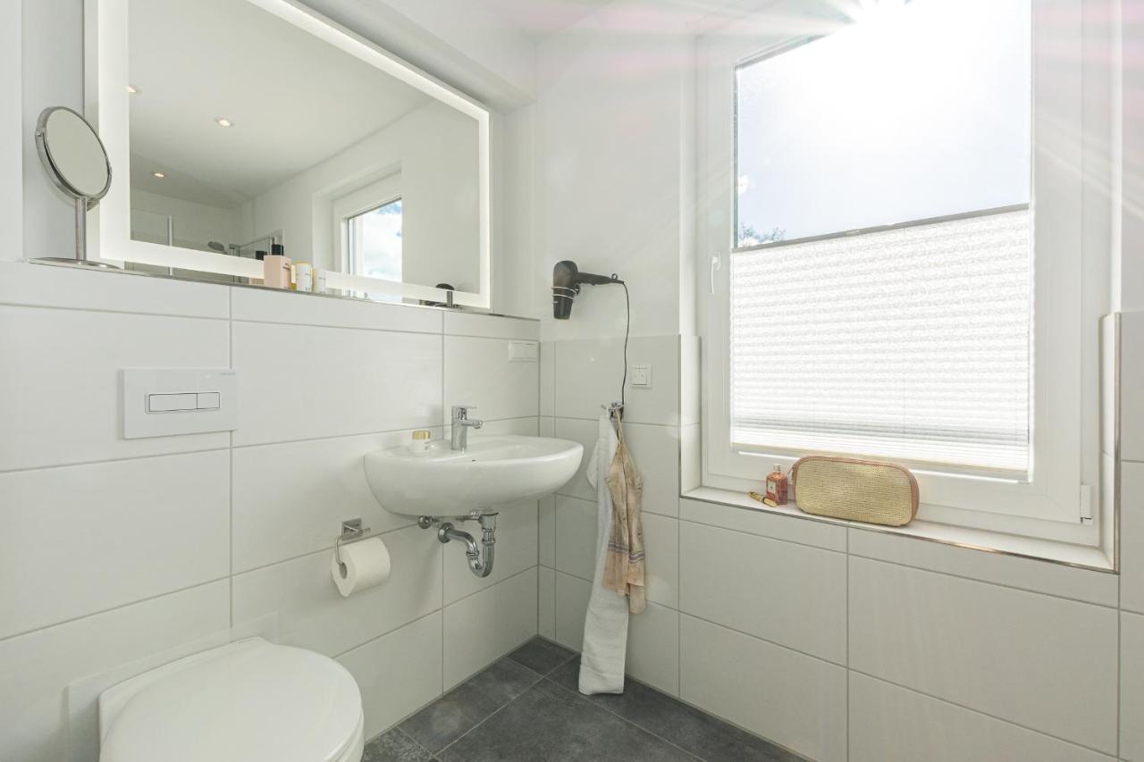 Ferienhaus-See-Sauna-Kamin-Hund Mit E-Ladestation Krakow am See Exteriör bild