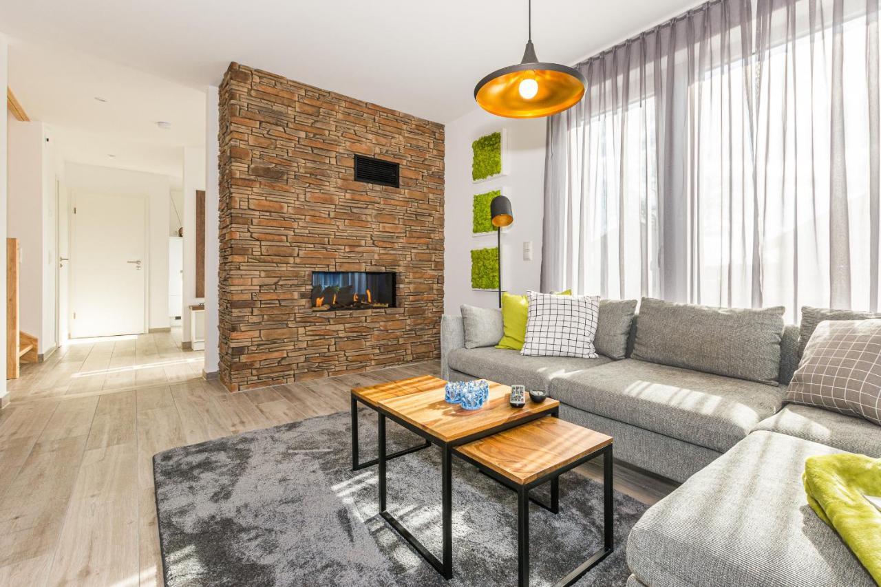 Ferienhaus-See-Sauna-Kamin-Hund Mit E-Ladestation Krakow am See Exteriör bild