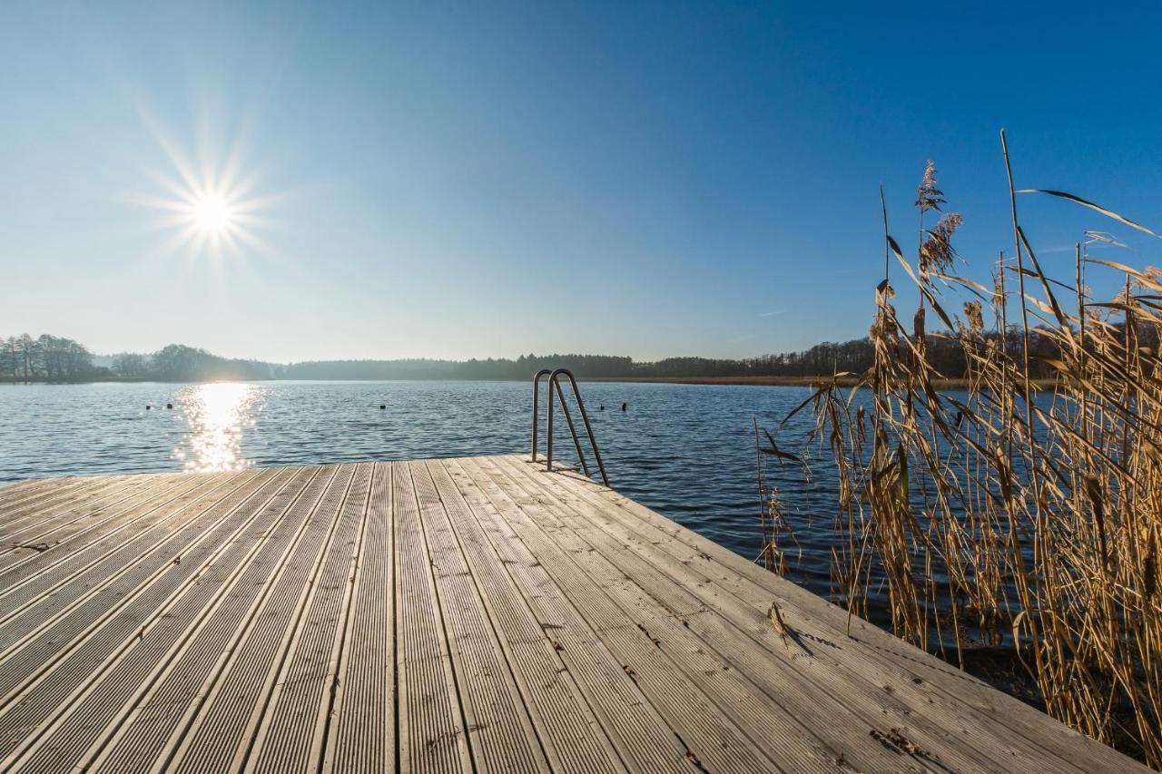 Ferienhaus-See-Sauna-Kamin-Hund Mit E-Ladestation Krakow am See Exteriör bild